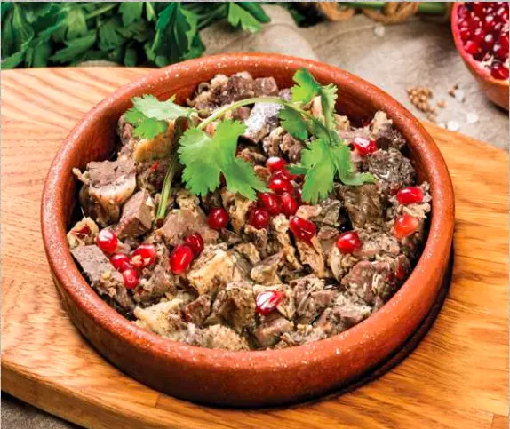 კუჭმაჭი ნიგვზით